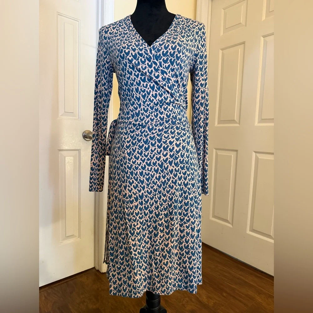 Boden Blue.& Pink Heart Print Wrap Stretch Jersey Dress Size 8 Long Sleeve - Picture 2 of 7